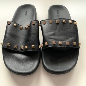 Rock Stud Slides